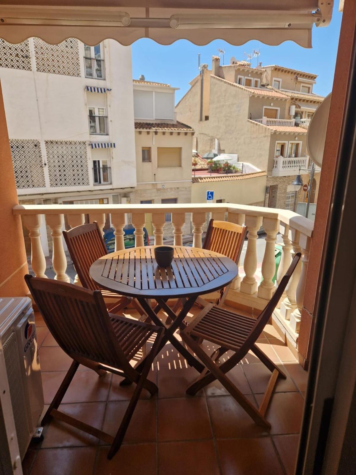 Апартаменти En El Paseo Maritimo, A Escasos Metros Del Mar Ел-Кампельйо Екстер'єр фото